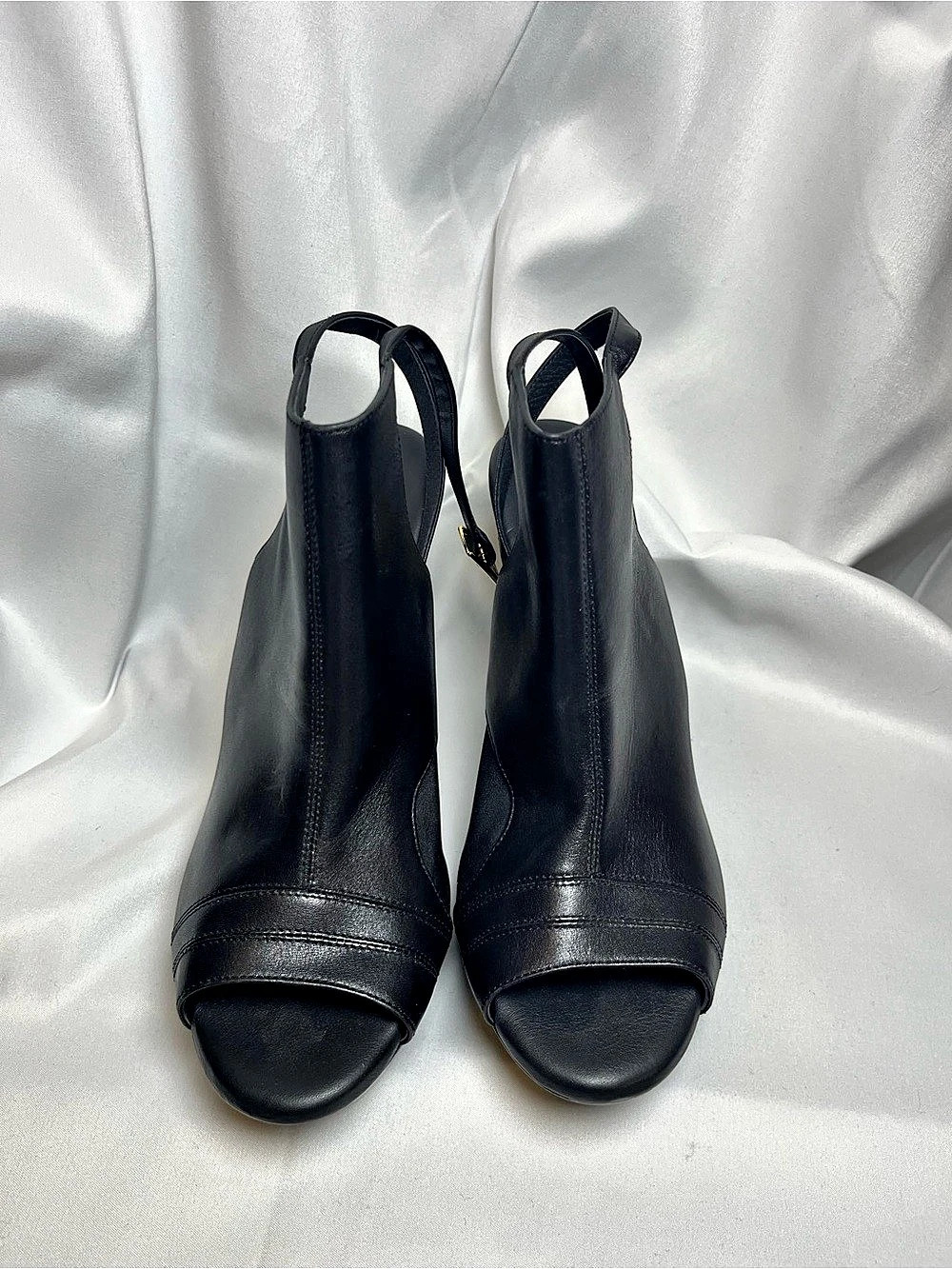 Ilene Berg Black Peep Toe Ankle Strap Heels